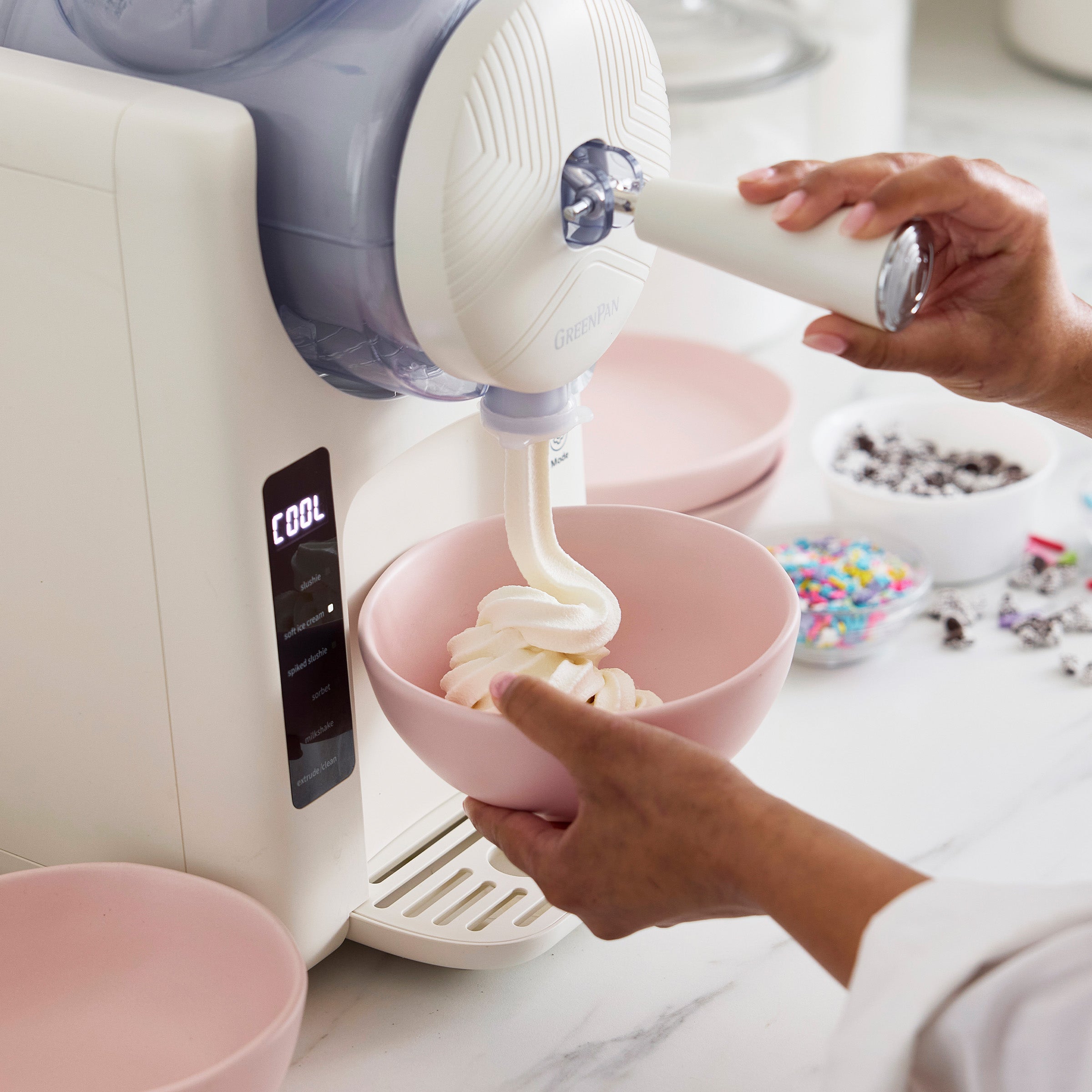 Frost Ice Cream & Frozen Drink Maker | Cream